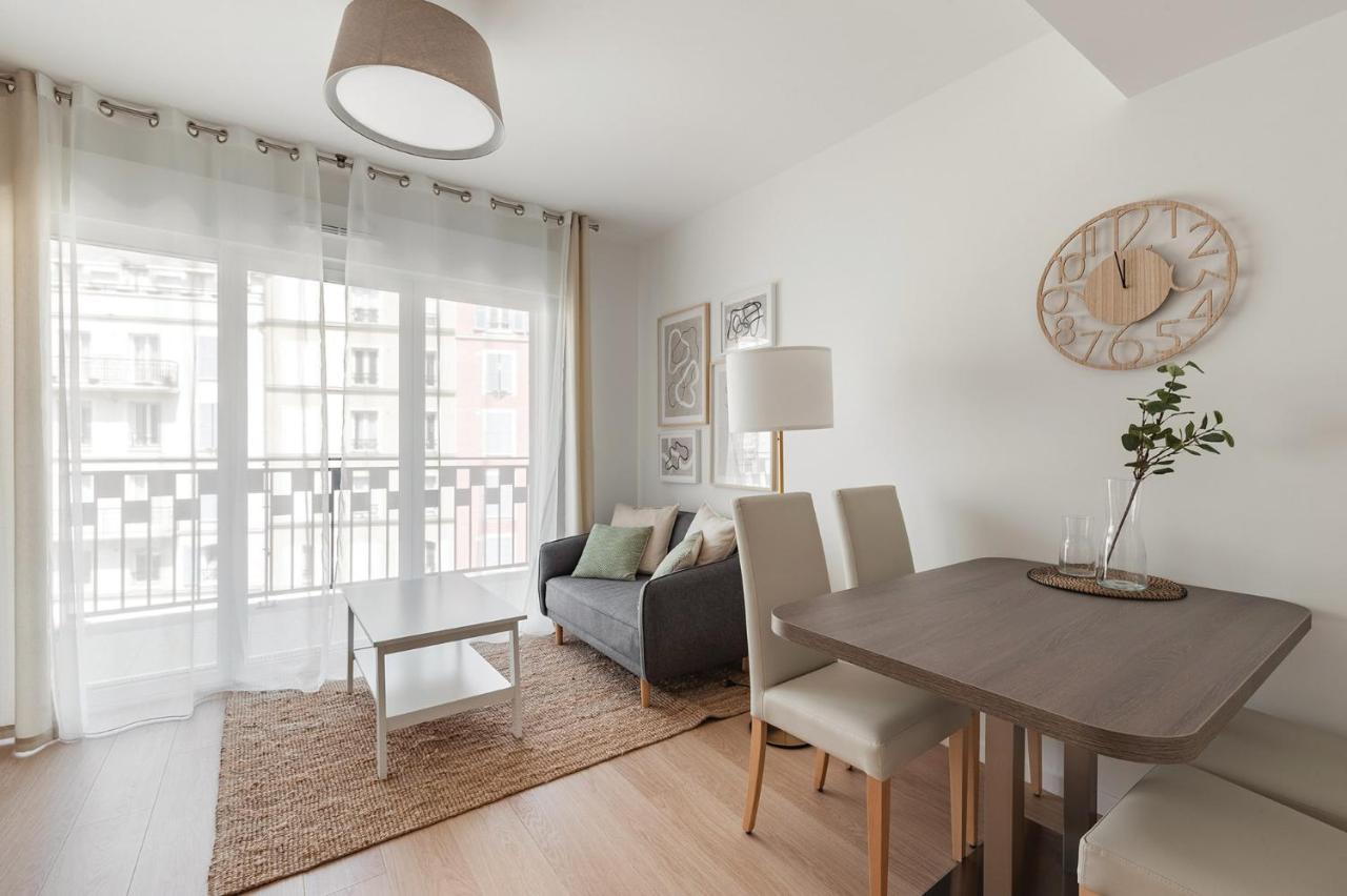 Ovelia Poissy - Les Romantiques Extérieur photo